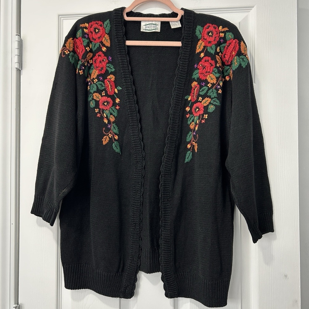 Vintage Embroidered Floral Cardigan Black‎ Grandmacore Cottagecore Sweater Large